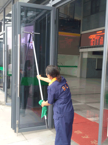 玻璃清潔